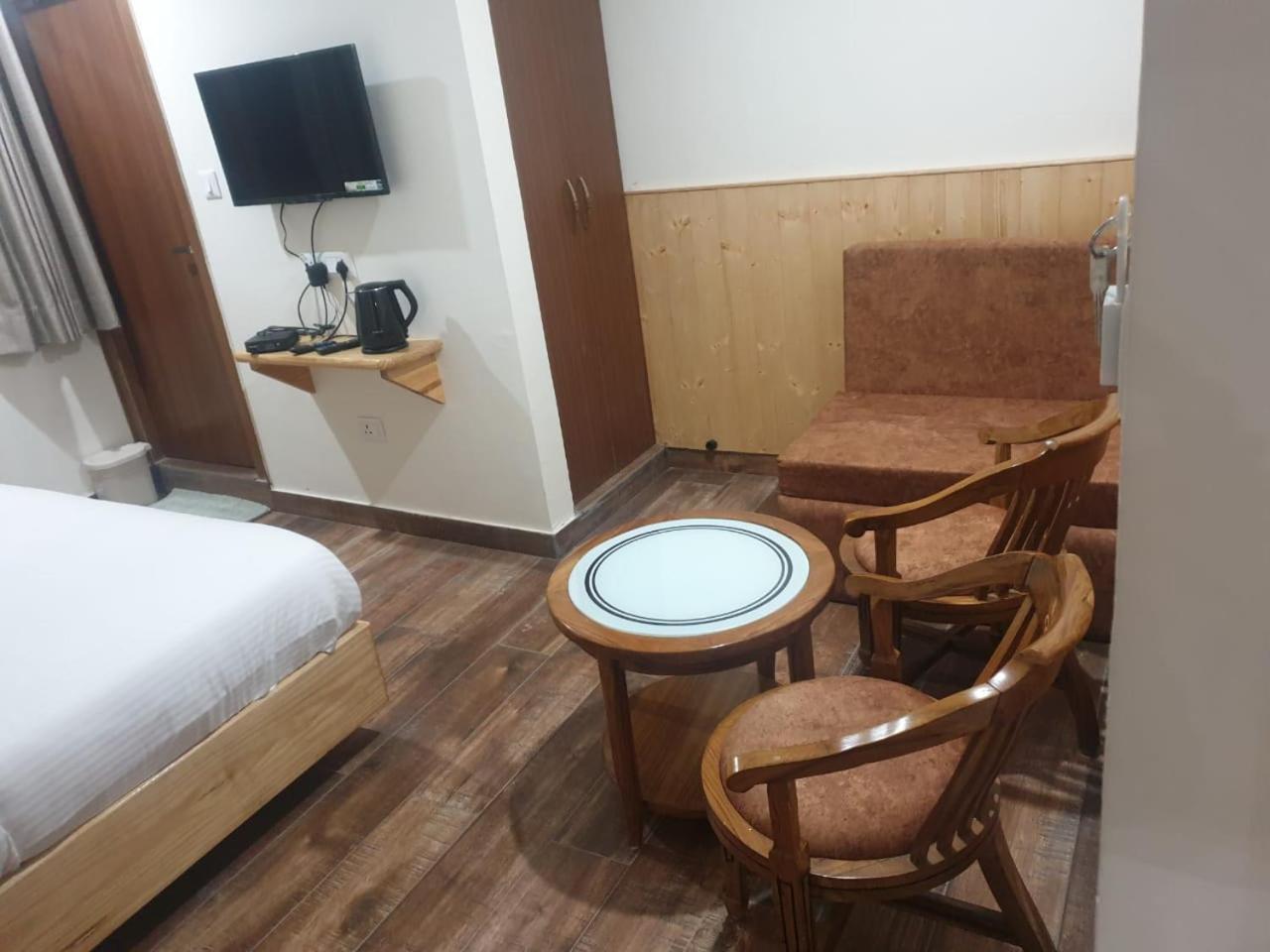 Hotel The Kumaon Retreat Nainital Habitación foto